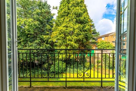 Flat 4, Camborne House Camborne Road, Sutton, SM2 6RL