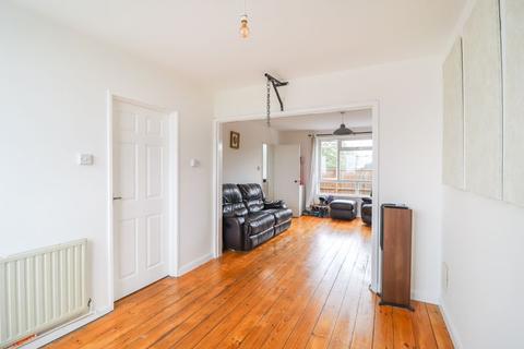 9 Church Road, Basildon, SS16 4AE