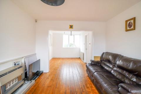 9 Church Road, Basildon, SS16 4AE