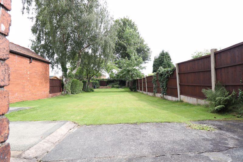 Coronation Drive, Penketh, WA5 3 bed semidetached house £275,000