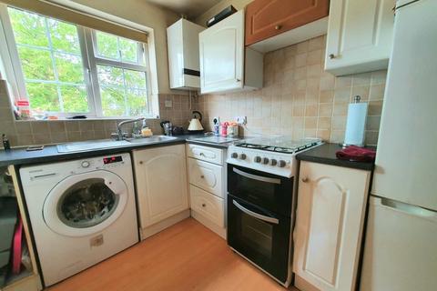 49 Fosse Close, Abbeymead, Gloucester, GL4 5EF