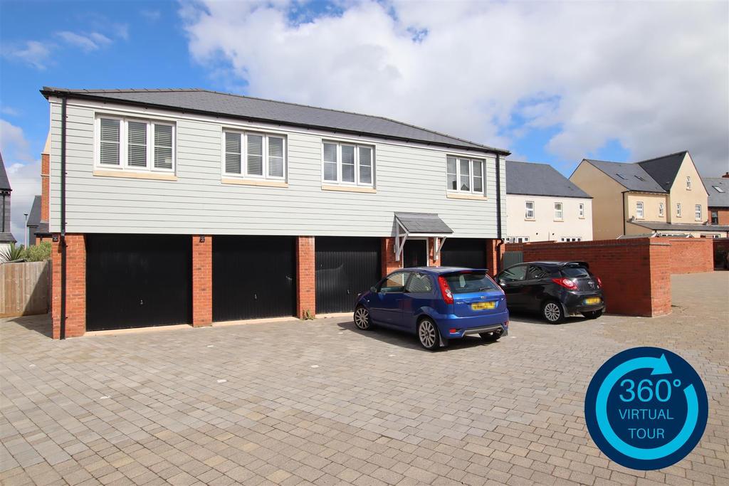 Cheffers Mews, Seabrook Orchards, Exeter 2 bed coach house £280,000
