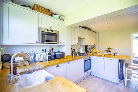 54 Folly Fields, Wheathampstead, St Albans, AL4 8HL
