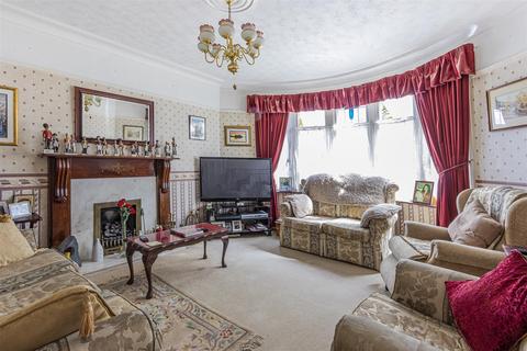 14 Waungron Road, Cardiff, CF5 2JJ