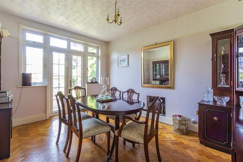 14 Waungron Road, Cardiff, CF5 2JJ