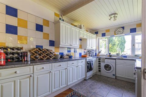 14 Waungron Road, Cardiff, CF5 2JJ