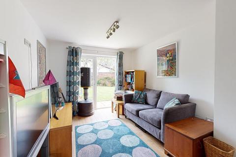 37 Crown Gardens, Canterbury, CT2 8LQ