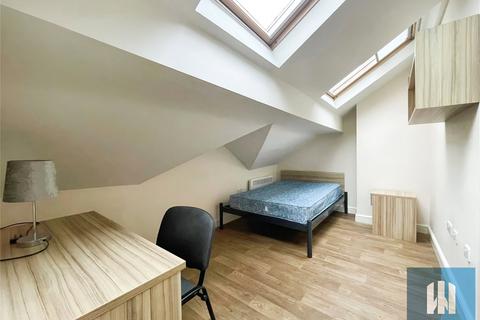1 bedroom penthouse to rent, Highfields Road, Highfields, Near Town Centre, Huddersfield, HD1