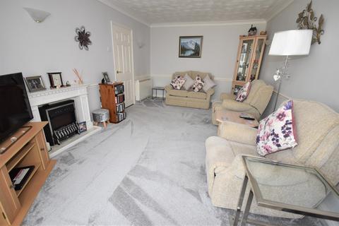 2 Eaton Way, Great Totham, Maldon, CM9 8EE