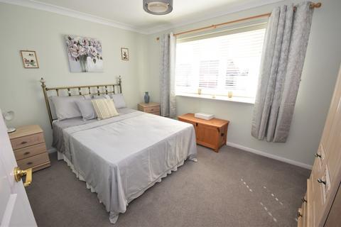 2 Eaton Way, Great Totham, Maldon, CM9 8EE