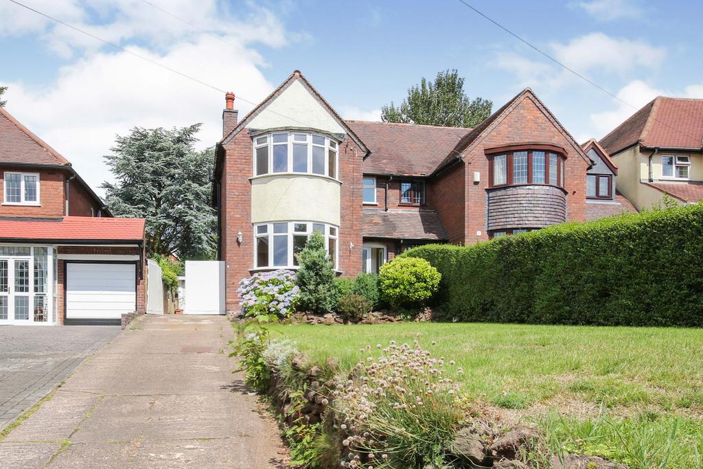 Barr Common Road, Aldridge, West... 3 bed semidetached house £350,000