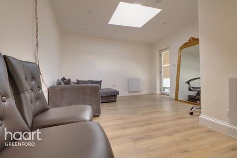 110 Hurley Road, Greenford, UB6 9HB