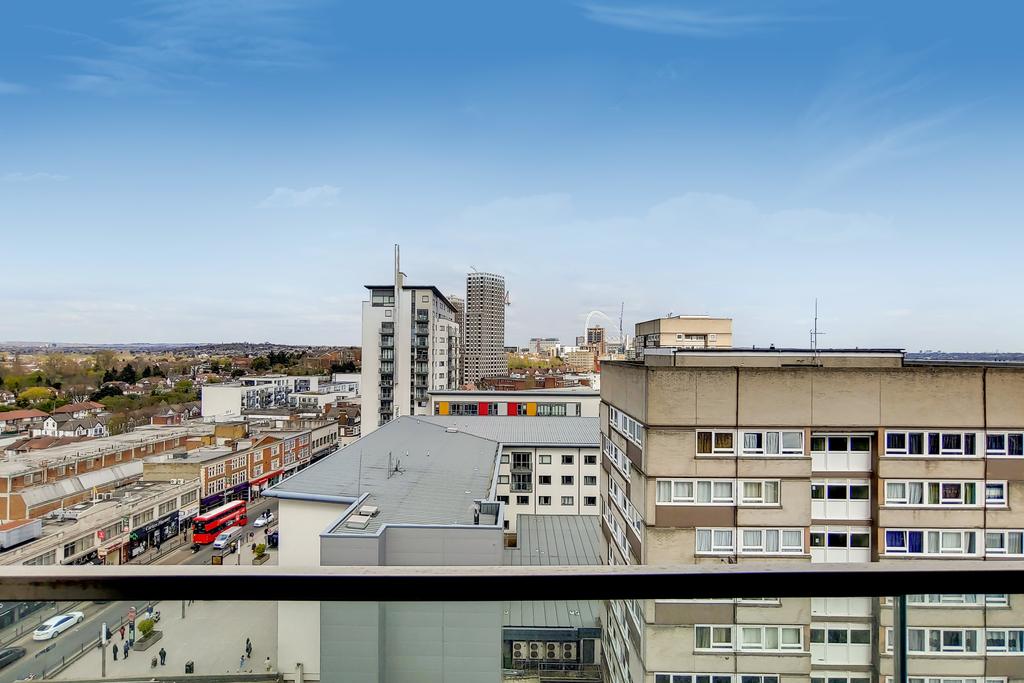 The Assembly, Wembley, HA0 2 bed flat £1,520 pcm (£351 pw)