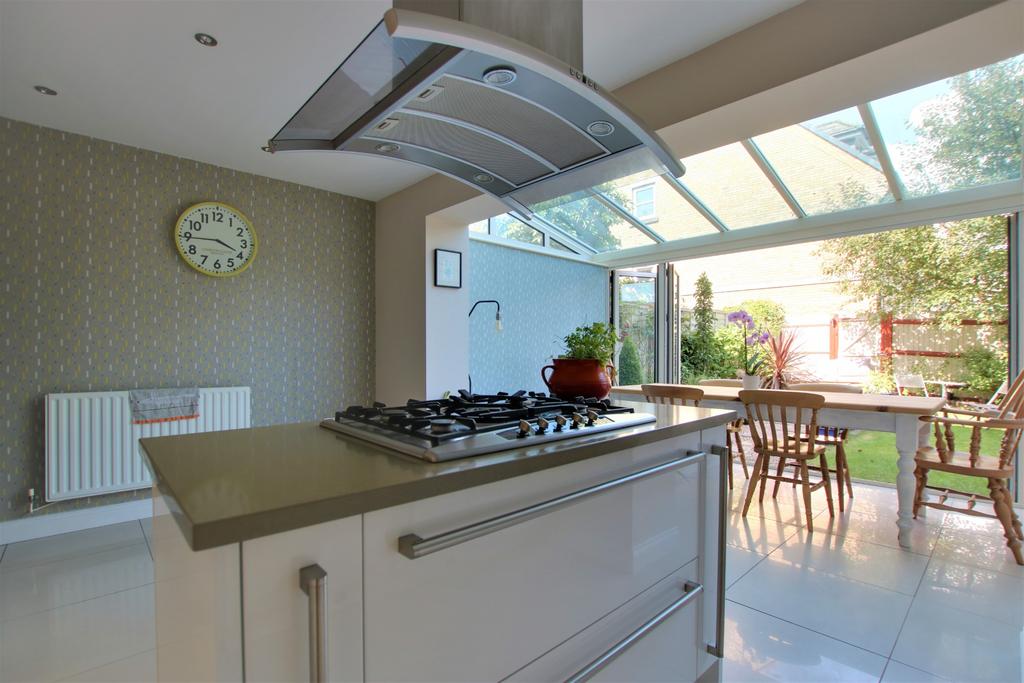 Kitchen 4