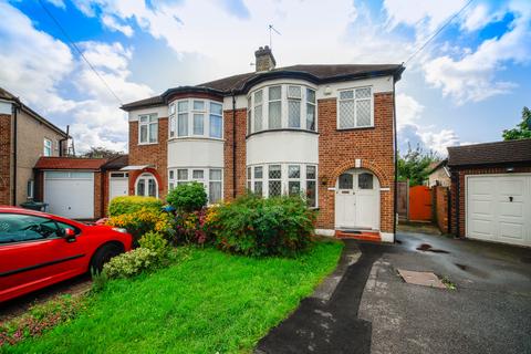 69 Chester Gardens, Enfield, EN3 4BD