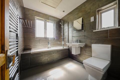 69 Chester Gardens, Enfield, EN3 4BD