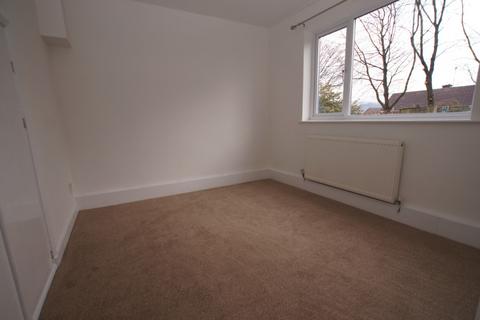 undefined, Derwent Drive, Shaw, OL2
