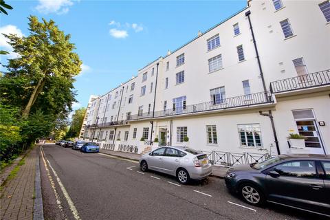 Studio to rent, Ormonde Terrace, St Johns Wood, London