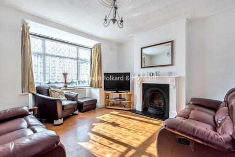 215 Manor Lane, London, SE12 0TZ