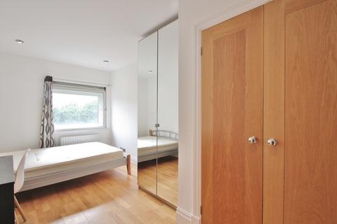 2 bedroom flat to rent, Warren House, Warwick Road, Kensington, W14
