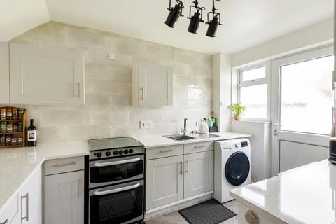 9 Reva Close, Bingley, BD16 3PE