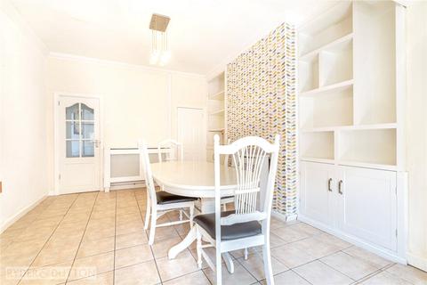 39 Verney Road, Royton, Oldham, OL2 6AZ