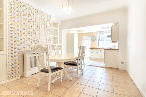 39 Verney Road, Royton, Oldham, OL2 6AZ