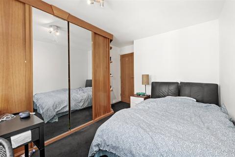2 bedroom flat to rent, Monroe House, 7 Lorne Close, London