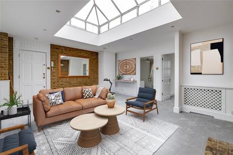 2 bedroom flat to rent, North End Road, London