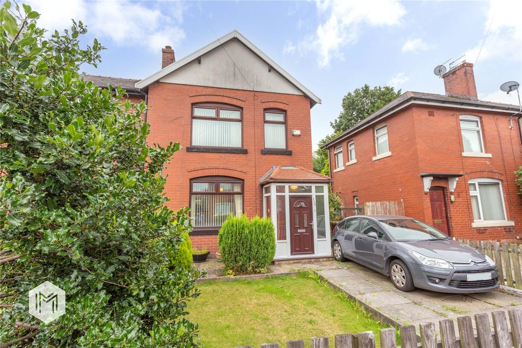 Willow Street, Bury, BL9 3 bed semidetached house £140,000