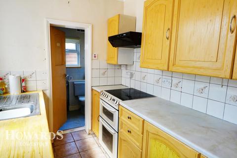 29 Avondale Road, Lowestoft, NR32 2HU