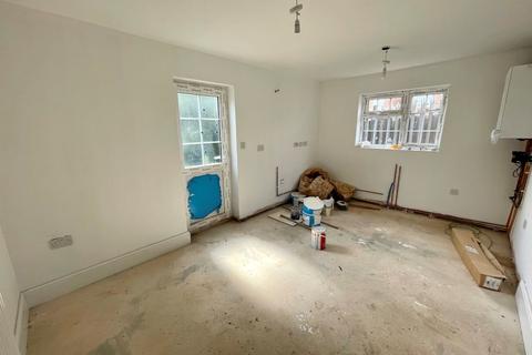 1 Reliant Close, Castle Bromwich, Birmingham, B36 9NG