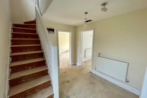 1 Reliant Close, Castle Bromwich, Birmingham, B36 9NG