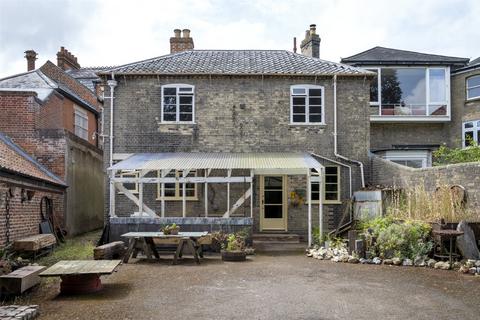 4 bedroom terraced house for sale, Saxmundham, Suffolk