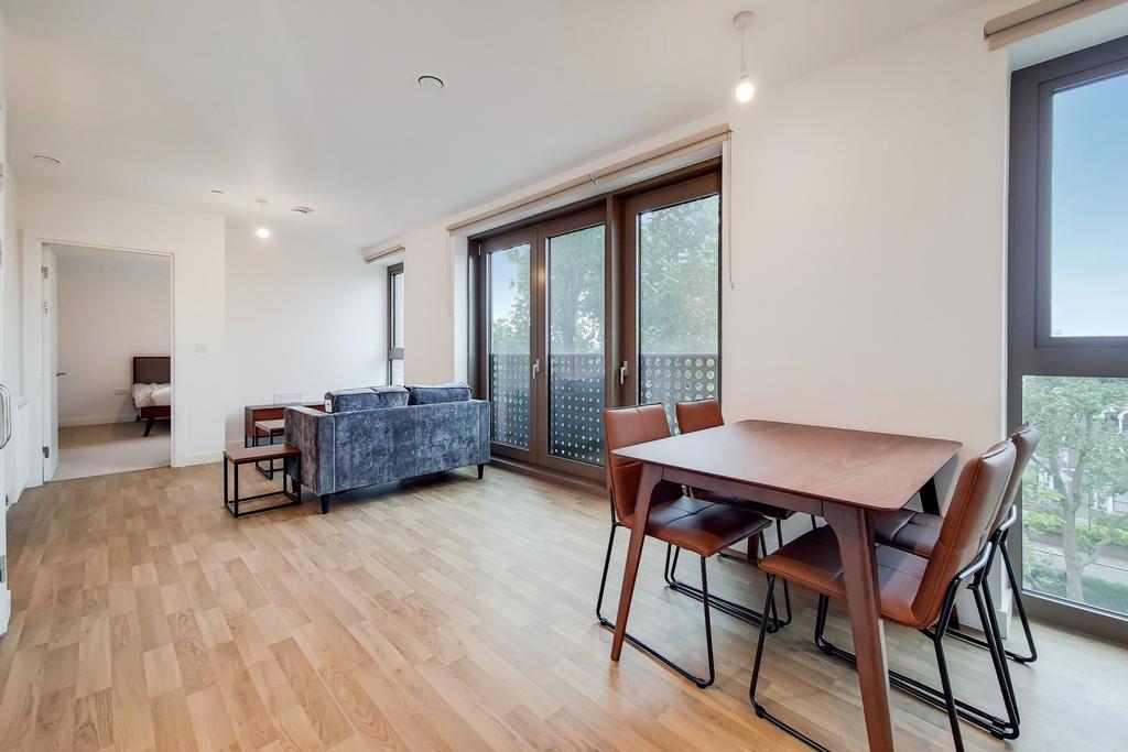 Apex Gardens, Seven Sisters, N15 1 bed flat £1,610 pcm (£372 pw)