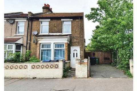 177 Winterbourne Road, Thornton Heath, CR7 7QZ