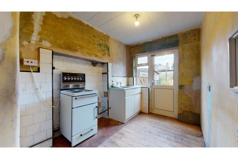 7 Cotswold Close, Uxbridge, UB8 2NA