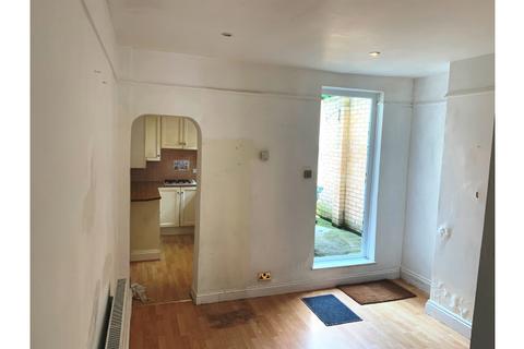 49 Wykeham Street, Rochester, ME2 3AD
