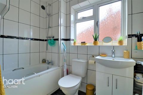 22 Broadstrood, St Osyth, Clacton-on-sea, CO16 8RE