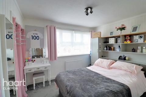 22 Broadstrood, St Osyth, Clacton-on-sea, CO16 8RE