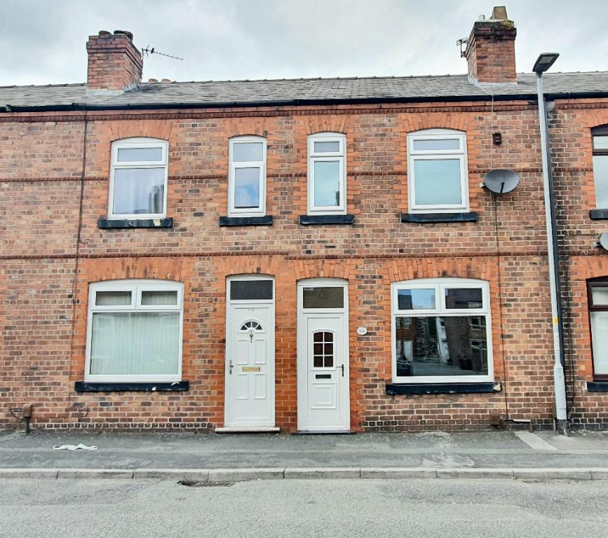 Hume Street, Warrington, WA1 3 bed terraced house £125,999