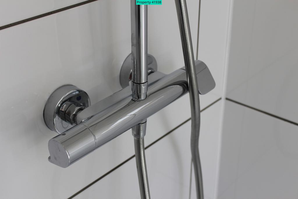 Thermostatic Shower