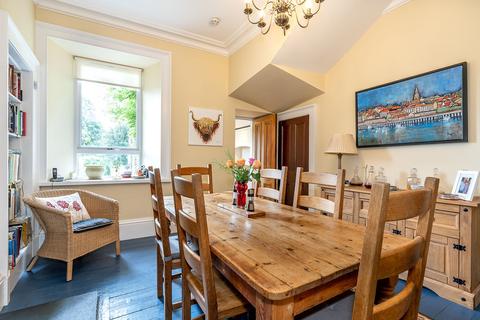 56a Castlegate, Jedburgh, TD8 6BB