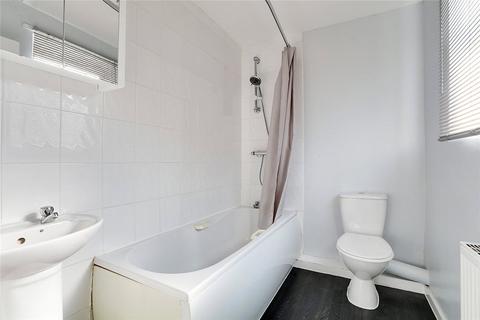 11 Brackley Close, Hull, HU8 8EF