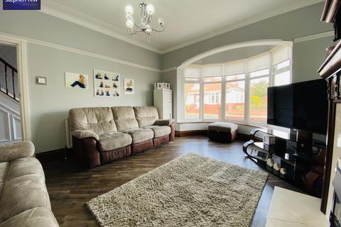 92 Arnold Avenue, Blackpool, FY4 2EW