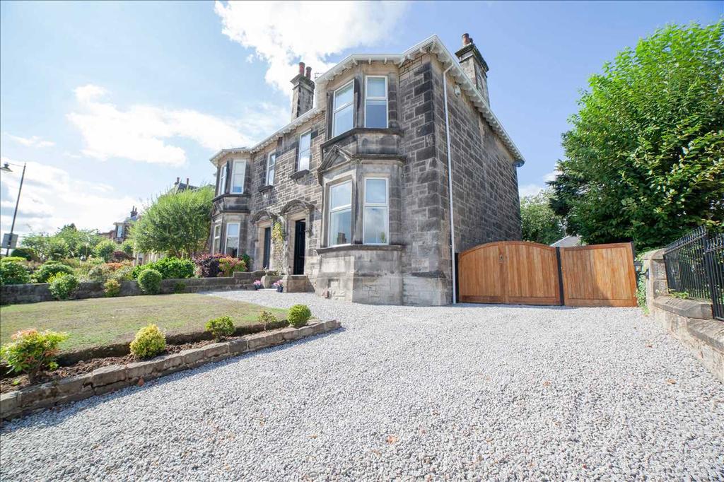 Auchingramont Road, Hamilton 3 bed semidetached house £439,995