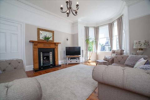 32 Auchingramont Road, Hamilton, ML3 6JT