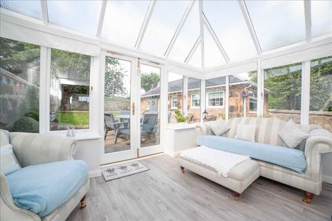 32 Auchingramont Road, Hamilton, ML3 6JT