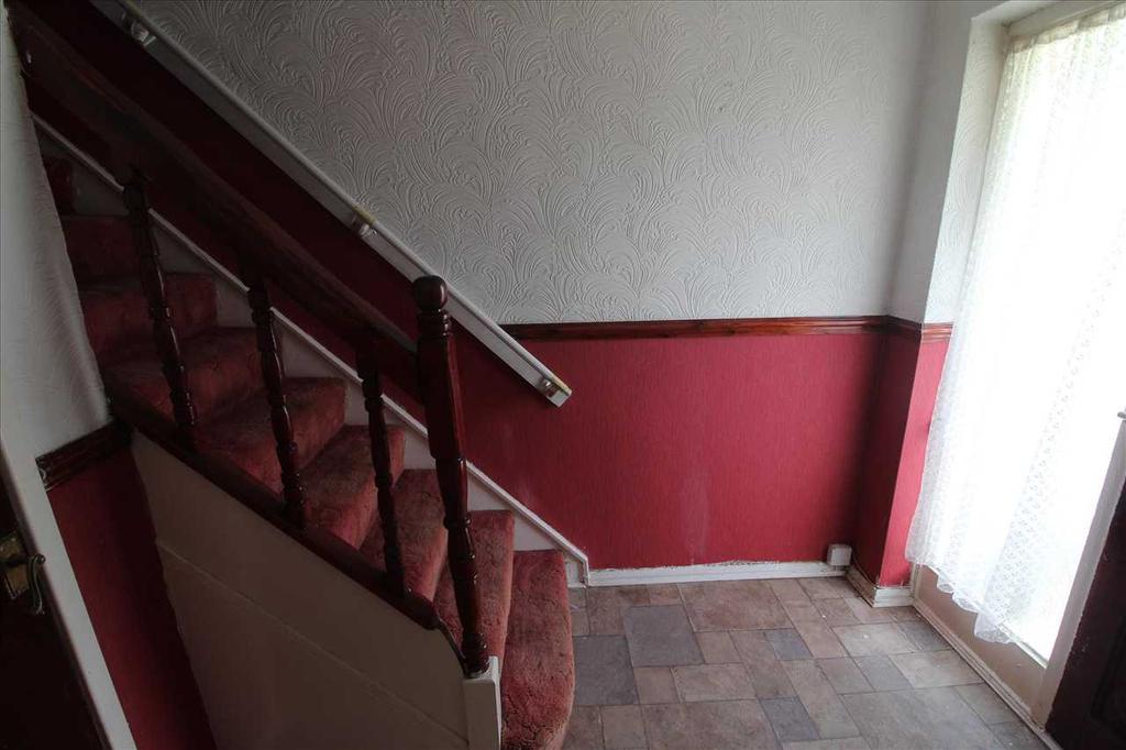 Boyes Brow, Kirkby 3 bed terraced house £90,000