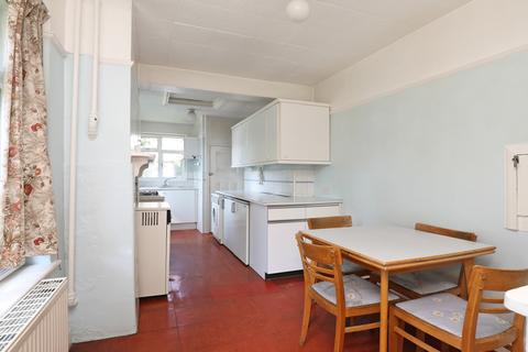 156 Clitherow Avenue, London, W7 2BX